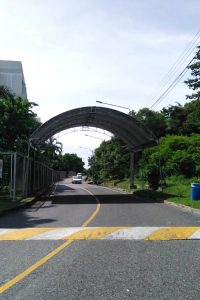 เต็นท์ผ้าใบทรงโค้ง อกาเต็นท์ผ้าใบ