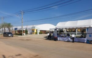 เต็นท์ผ้าใบทรงโค้ง เต็นท์ผ้าใบติดแอร์ อกาเต็นท์ผ้าใบ