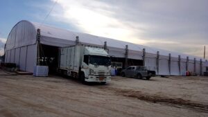 เต็นท์ผ้าใบทรงโค้ง เต็นท์ผ้าใบขนาดใหญ่ อกาเต็นท์ผ้าใบ